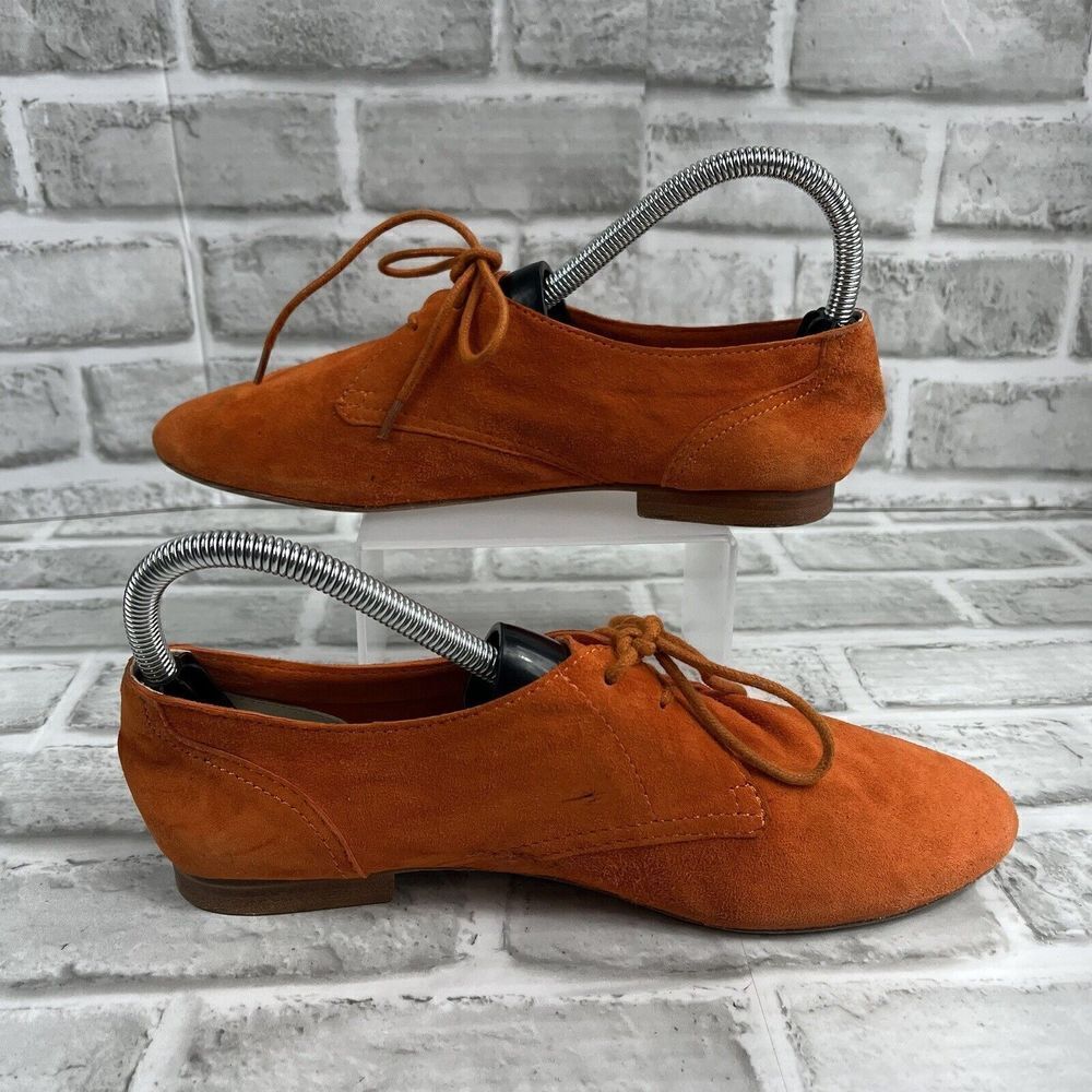Tosca Blu Women's Size 37/ US 6.5 Orange Suede Flat Lace Up Loafer Oxfords - Picture 2 of 12